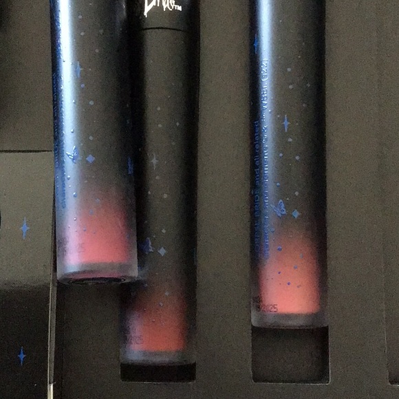 SheGlam Tim Burton’s Corpse Bride Limited Collection 10 pieces. Eye palette Lips - Picture 10 of 11